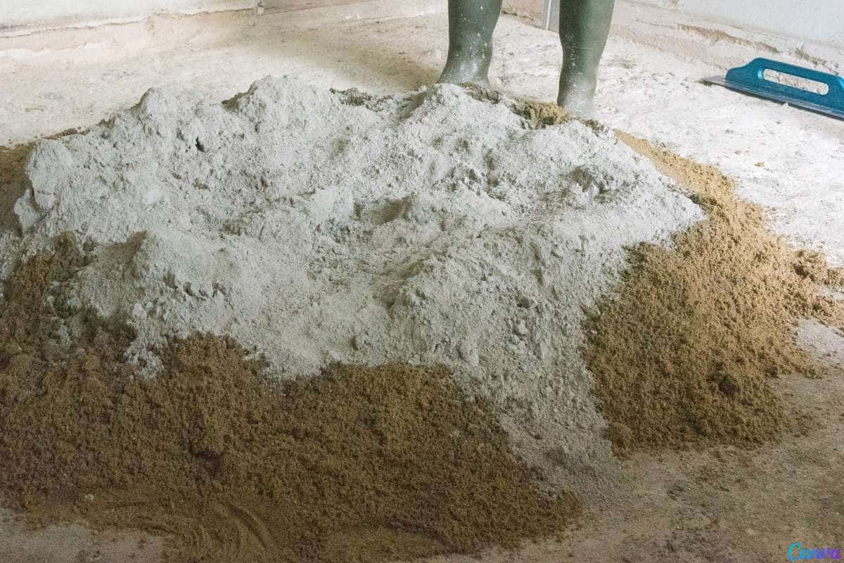Qual a medida de cimento e areia para assentar tijolos