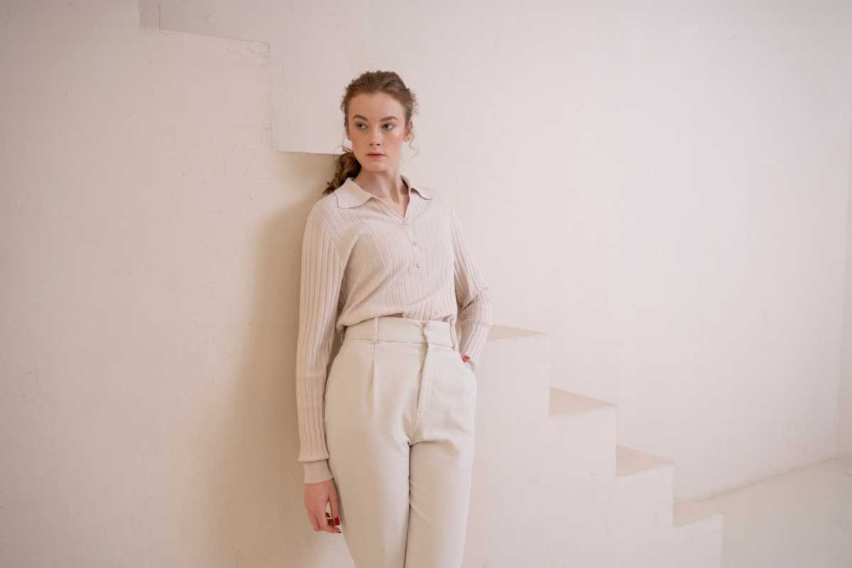 Menos é mais: como o minimalismo está redefinindo a moda casual