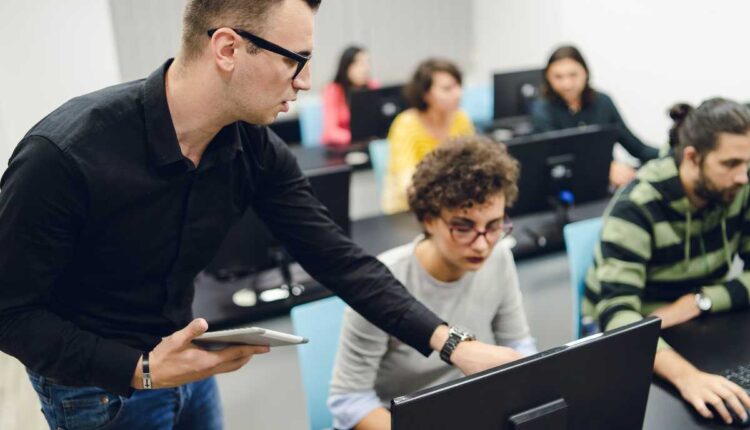 O Papel das Plataformas Digitais na Personalização do Ensino