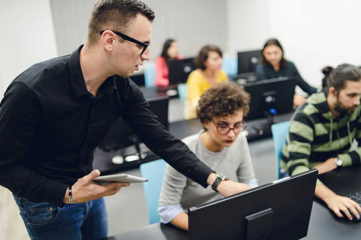 O Papel das Plataformas Digitais na Personalização do Ensino
