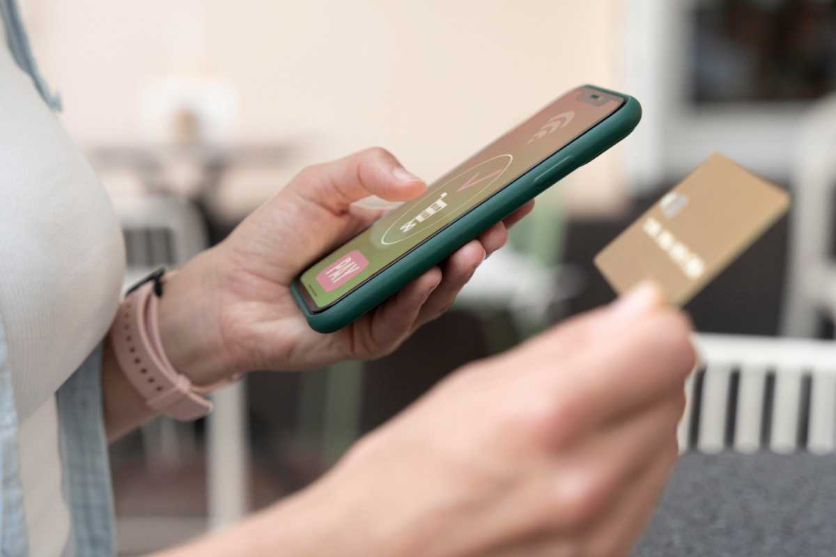 PIX, cartão ou transferência? Como escolher a melhor forma de comprar cripto